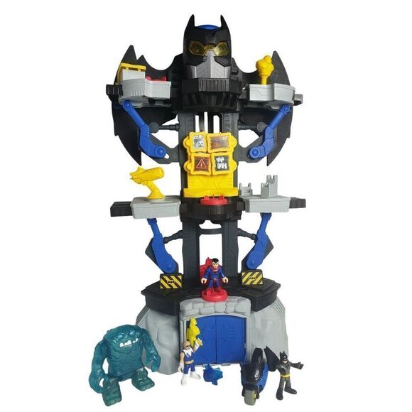 Imaginext DC Super Friends Batman Batcave Playset With Figures & Accessories - Picture 5 of 8